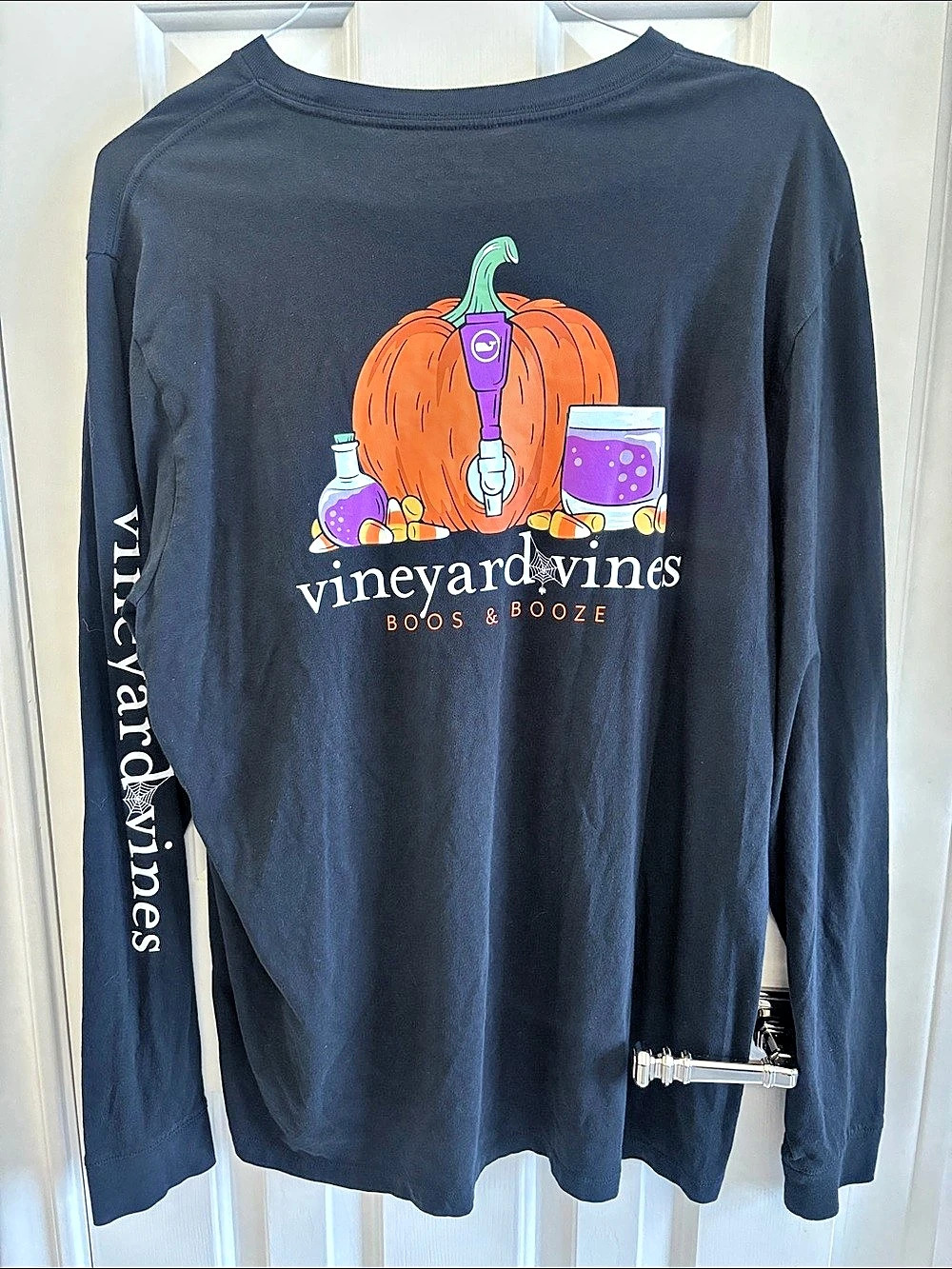 Vineyard Vines Boos & Booze Long Sleeve Pocket T-Shirt Black